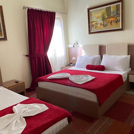 Hotel Relax City Center Tirana Exterior foto