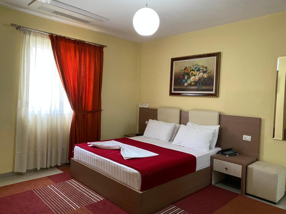 Hotel Relax City Center Tirana Exterior foto