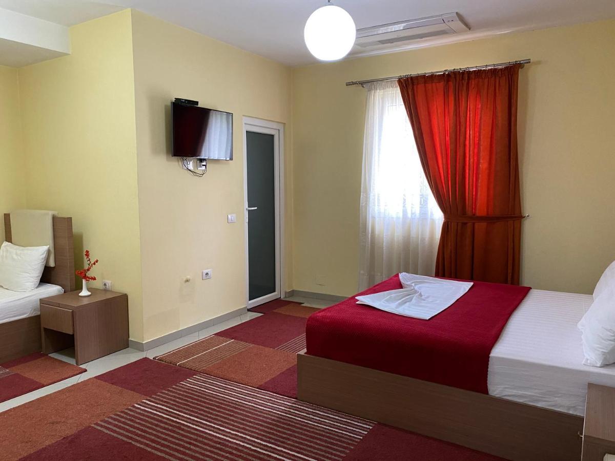Hotel Relax City Center Tirana Exterior foto